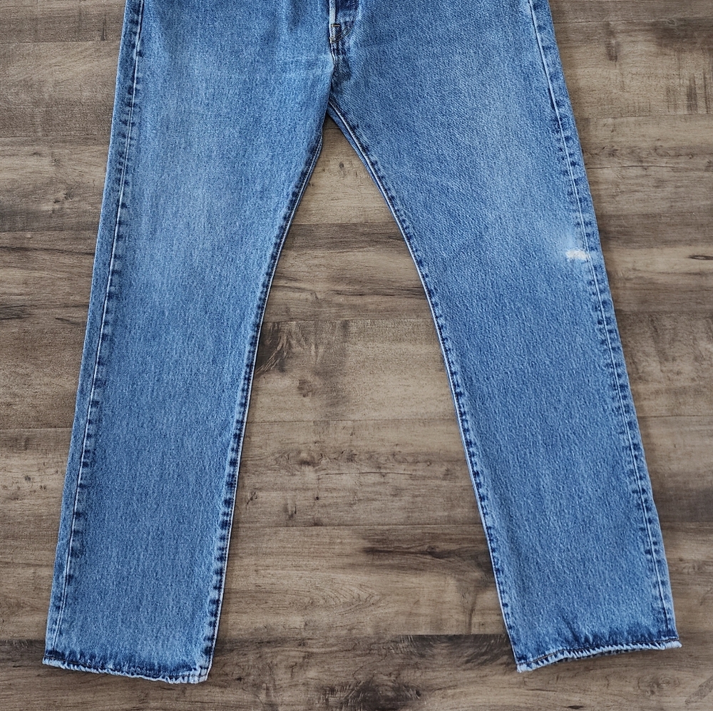 Levi's 501 Original Fit Straight Leg Blue Jeans Men's Size 38 - Picture 7 of 15